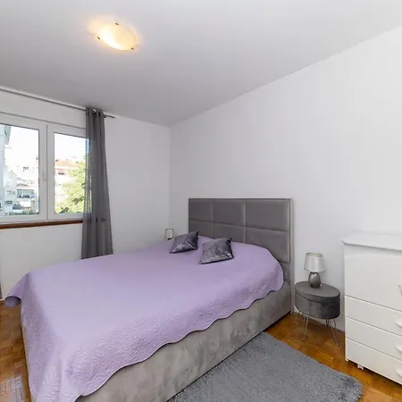 Apartment Apartman Morena *